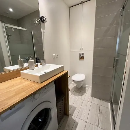 De Charme Au Coeur De - Tout A Pied, Plage Et Commerces - Fr-1-239-782 * بياريتز